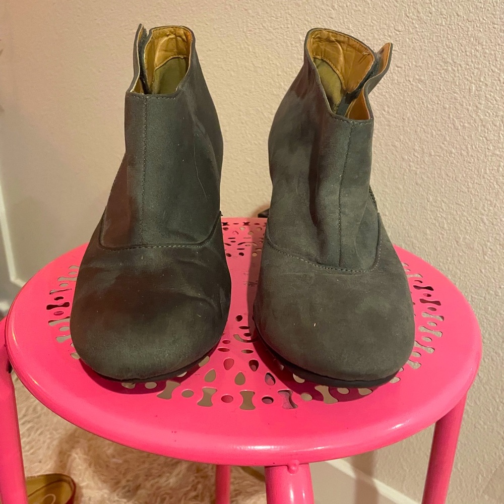 Grey heeled boots